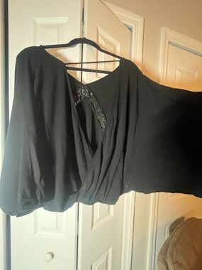 Lovemarks vintage black flowy open back blouse size Medium